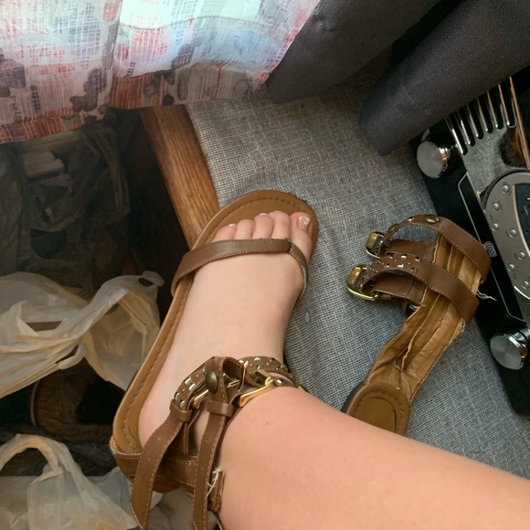 SANDALS - Picture 3 of 4